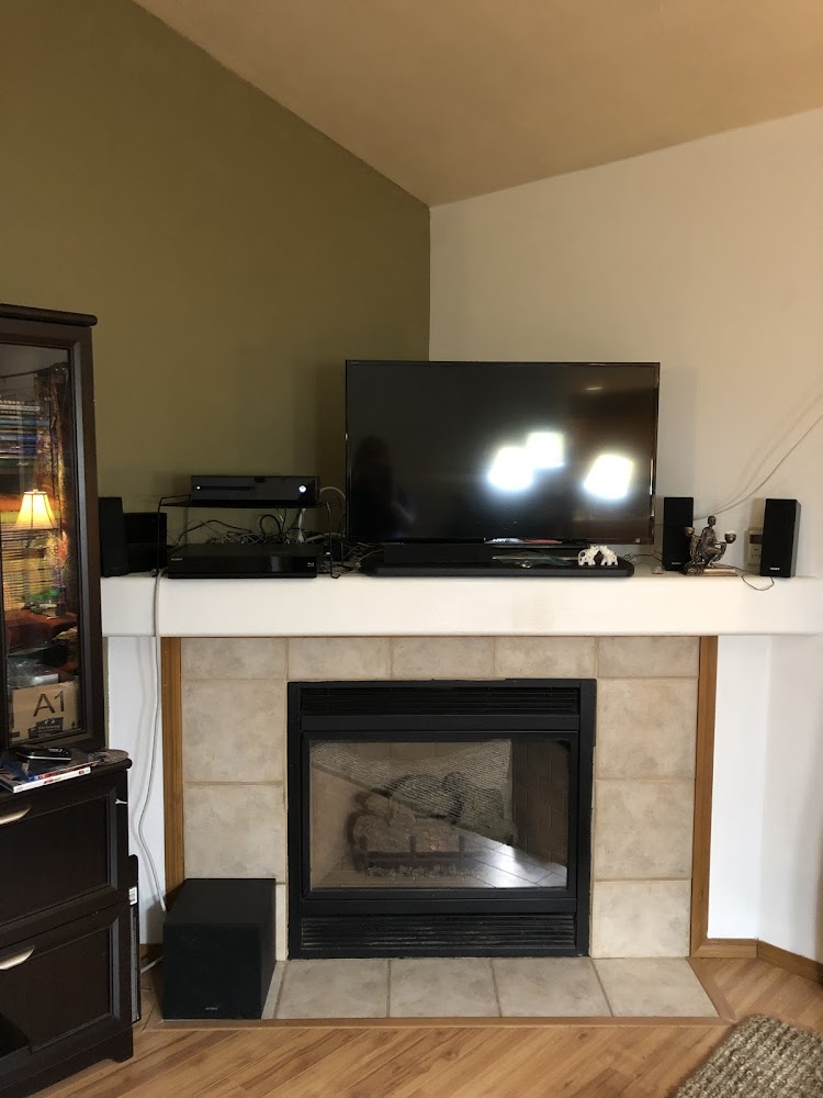 Four Day Fireplace in Marysville - FireplaceServiceFinder