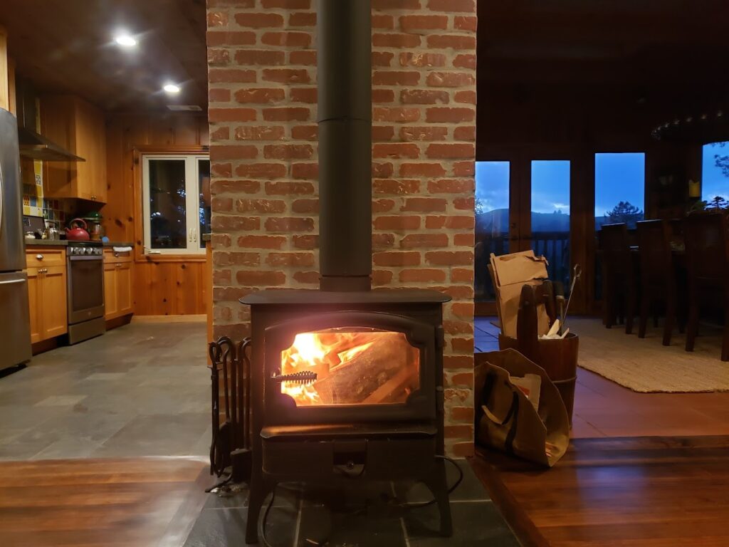 GOLD CHIMNEY in Loma Mar - FireplaceServiceFinder
