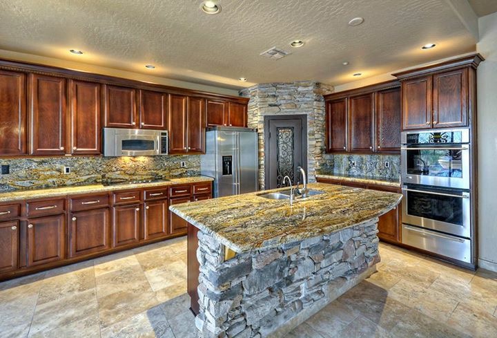 Golden Touch Interiors LLC in Phoenix - FireplaceServiceFinder