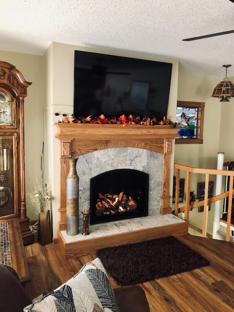 Lil' Bit of Country Stoves & Fireplaces in Strawberry Point - FireplaceServiceFinder