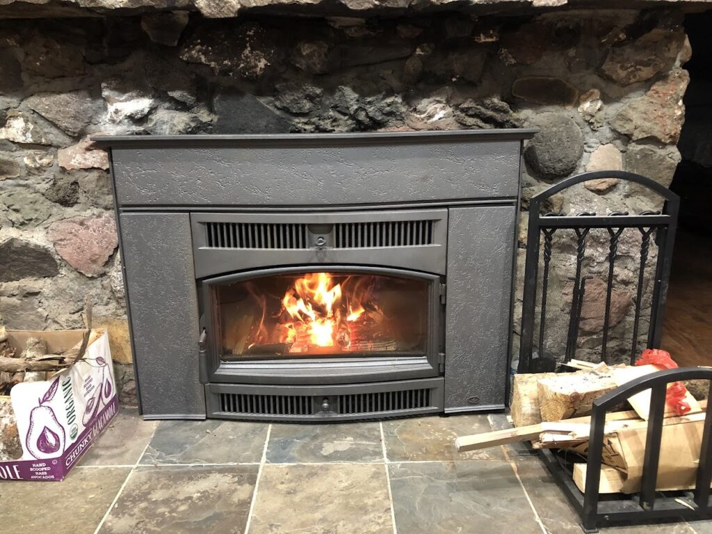 Lisac's Fireplaces & Stoves in Portland - FireplaceServiceFinder