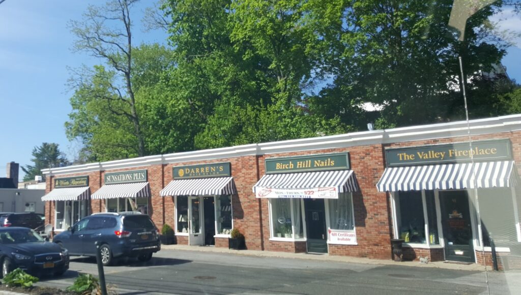 The Valley Fireplace in Locust Valley - FireplaceServiceFinder